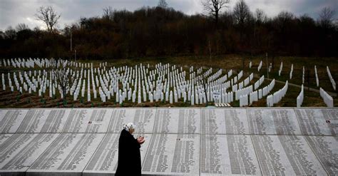 Serbia Arrests Eight Suspected In 1995 Srebrenica Massacre The New