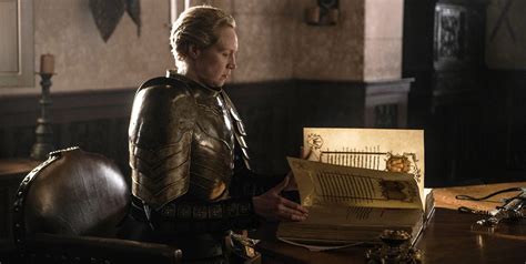 Best Twitter Reactions To Brienne Of Tarth Writing Scene In Game Of