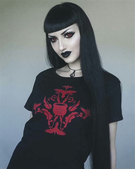 Goth Beauty Dark Beauty Dark Outfits Edgy Outfits Devil Makeup