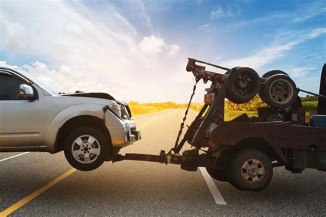tips  choosing  reputable towing company