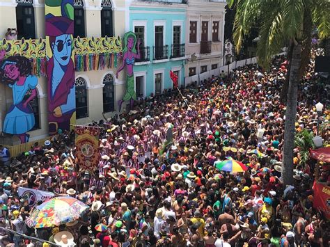 carnaval   recife  em olinda veja datas carnaval  em pernambuco