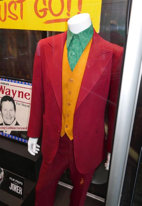 hollywood  costumes  props joker  costume worn  joaquin