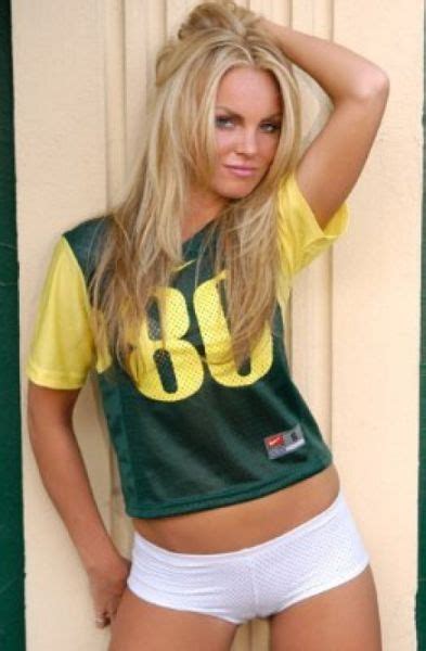 sexy female college sports fans 33 pics