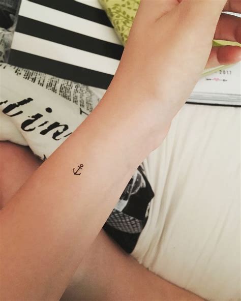 small anchor tattoos ideas  pinterest anchor
