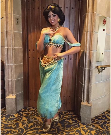 Pin By Chelsea Paradiso On Disney Princess Jasmine Costume Jasmine