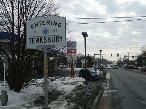 tewksbury ma  didnt   picture   work    left