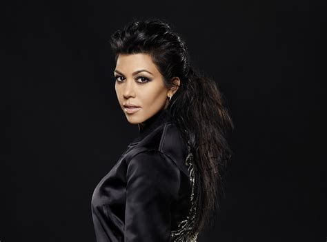 kourtney kardashian keeping    kardashians season