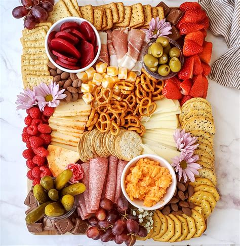 easy charcuterie board step  step nelliebellie