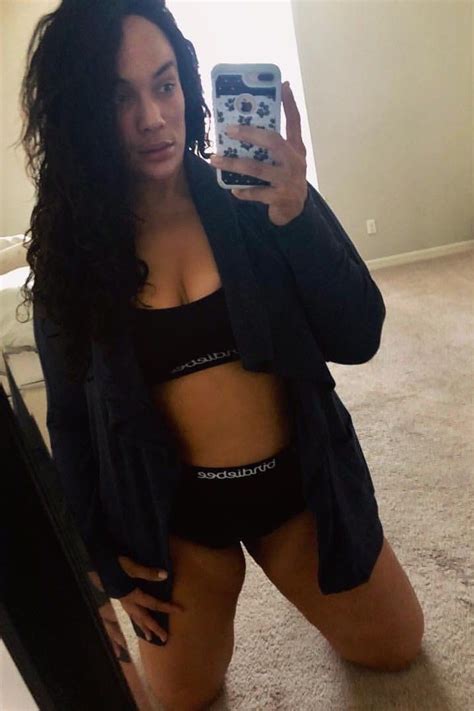 Nia Jax Nia Jax Bikini Wwe Raw Women Nia Jax