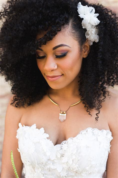 14 Beautiful Wedding Hair Accessories Munaluchi Bride Beautiful