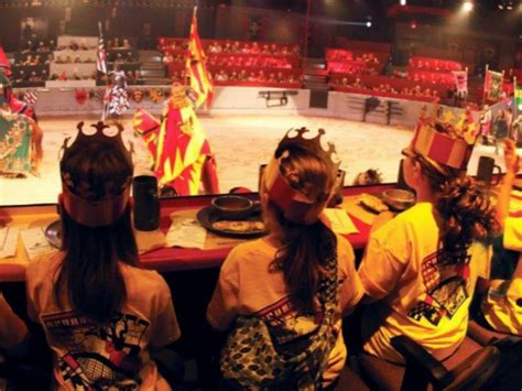 Calling All Knights Medieval Times To Bring Jousting Dinner Theater