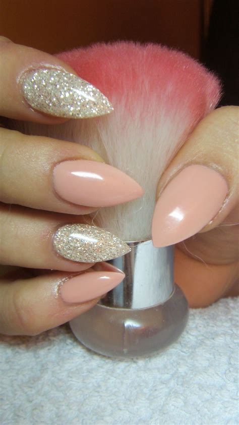 the 25 best almond nails ideas on pinterest matte almond nails nails inspiration and one