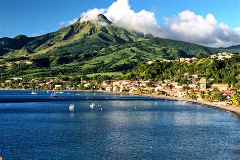 france   hours  gallic   island  martinique  york post