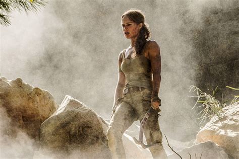 Tomb Raider Star Alicia Vikander Under Fire For Bust Size Cnet