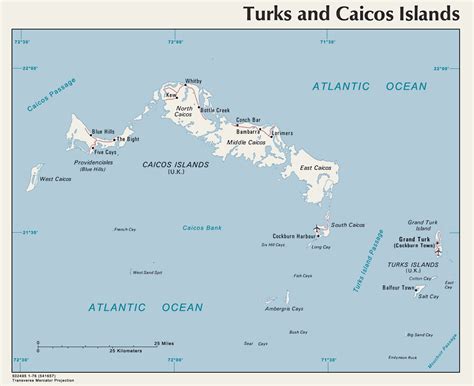 large detailed map  turks  caicos islands  roads  airports