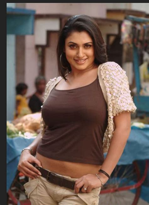 telugu actress photos hot images hottest pics in saree telugu