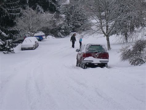 degrees worldwide spring snow storm paralyzes northern ireland