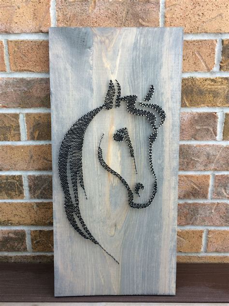pin  horse shoe art