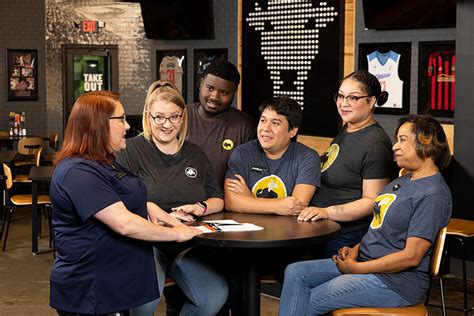buffalo wild wings interview questions  hot answers