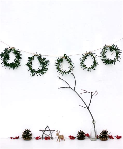 mini wreath garland  merrythought