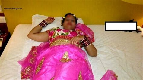 लड़की की सुहागरात की फोटो real girl on honeymoon wear lehenga and choli