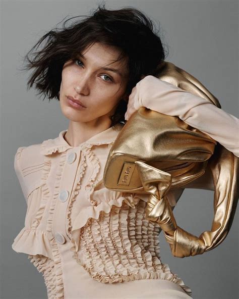 bella hadid net worth 2020 how much is she worth fotolog