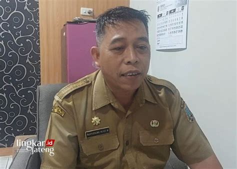lewat batas waktu  anggota dprd rembang  serahkan lhkpn
