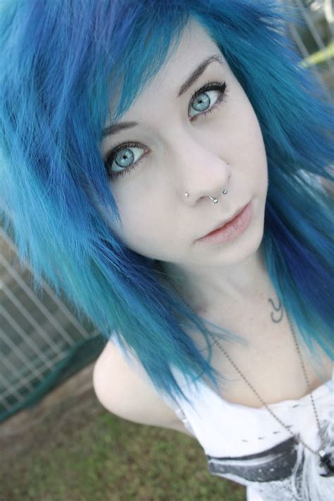 25 Cute Emo Hairstyles Hairstyle Catalog