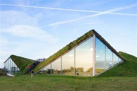 16 Spectacular Green Roofs Around The World Photos