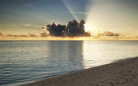 The Maldives Sunset Clouds Sun Rays Sea Beach Ocean Water