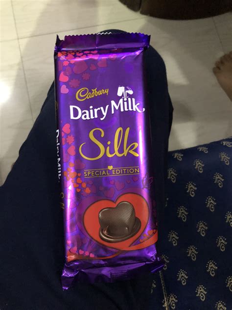gambar coklat dairy milk  valentine cari gambar keren hd