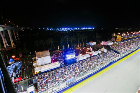 singapore grand prix grandstand guide  marina bay circuit
