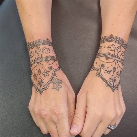 henna breast tattoo designs best tattoo ideas
