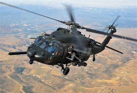 defensa  armas helicoptero mh  black hawk