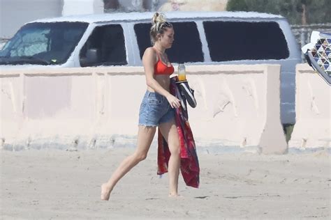 miley cyrus sexy 54 photos thefappening