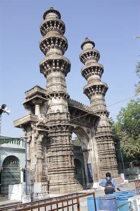 jhulta minar ahmedabad jhulta minar timings history images  time