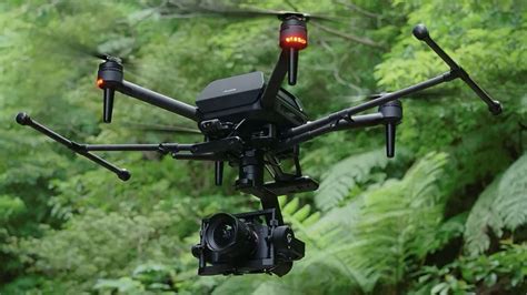 sonys drone  built   mirrorless camera