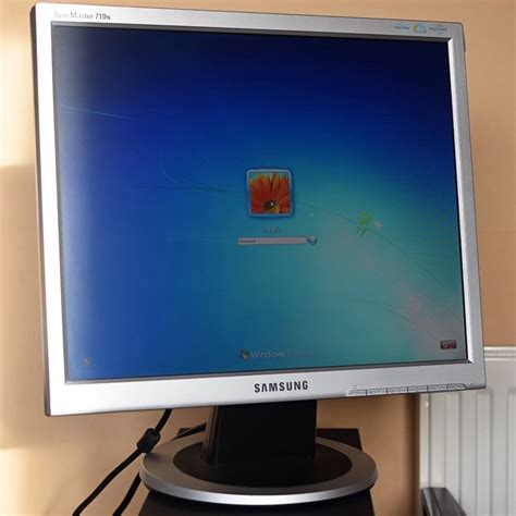 samsung syncmaster  lcd monitor   preston lancashire gumtree