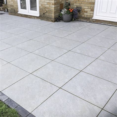 Silver Grey Porcelain Paving 600x600 Outdoor Porcelain Tiles Nustone