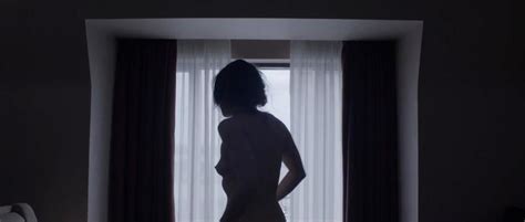Nude Video Celebs Emily Hampshire Nude Holder S Comma