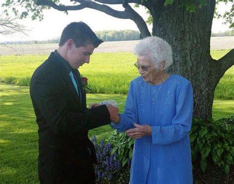 teen takes his 93 year old great grandmother to the prom barnorama