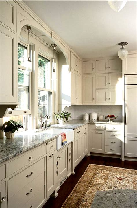kitchen cabinet paint color benjamin moore oc  natural cream kitchen design kitchen