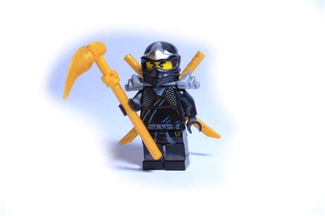 lego figurka ninjago cole zx njo bron  oficjalne