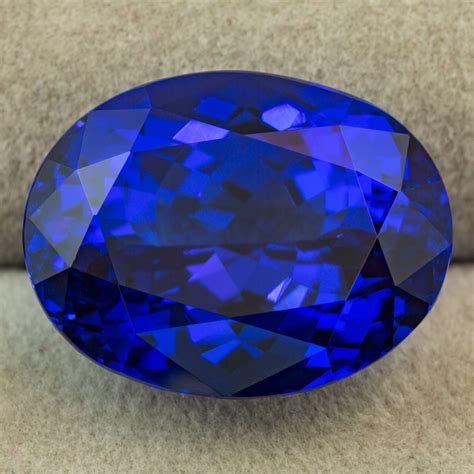 top tansanit oval blau mit  karat enzmann edelsteine