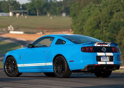 ford mustang shelby gt specs
