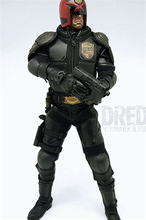 toyhaven art figures af 015 1 6th scale heavy armoured special cop dredd 12 inch figure review ii