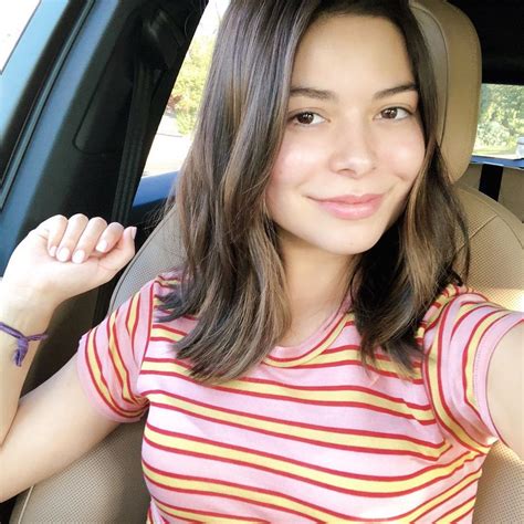 miranda cosgrove would look so good with cum on her face
