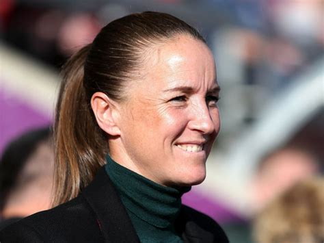 casey stoney signs new manchester united contract running until 2022