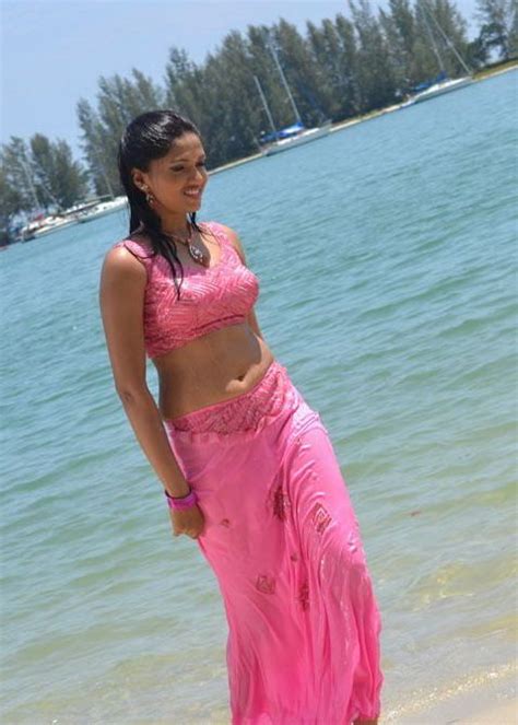 sunainas sweet navel south indian navels  beautiful indian actress bollywood actress