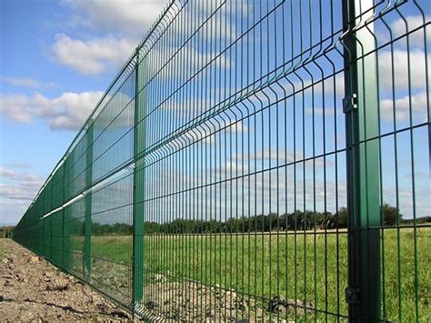welded mesh fences    protection  isolation  road hebei ailun metal products
